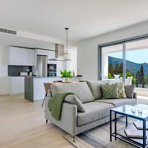  Apartment With A View